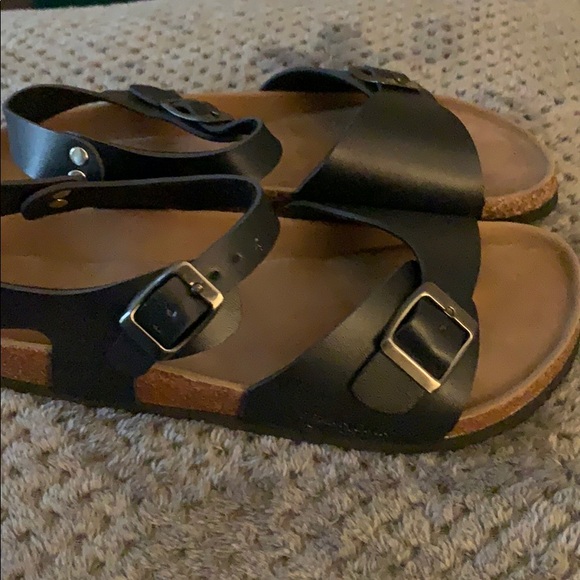 Sandals - Picture 4 of 5
